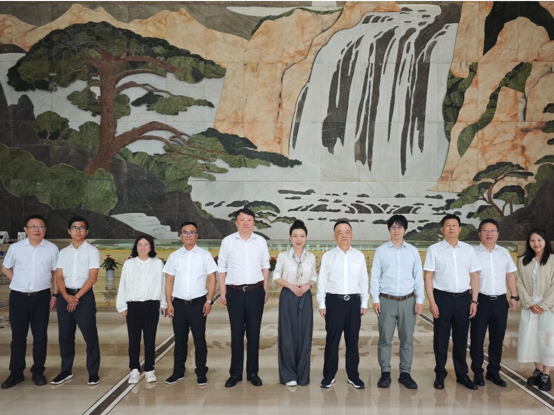 清华五道口不动产金融研究中心课题组赴中国中铁城中村项目调研